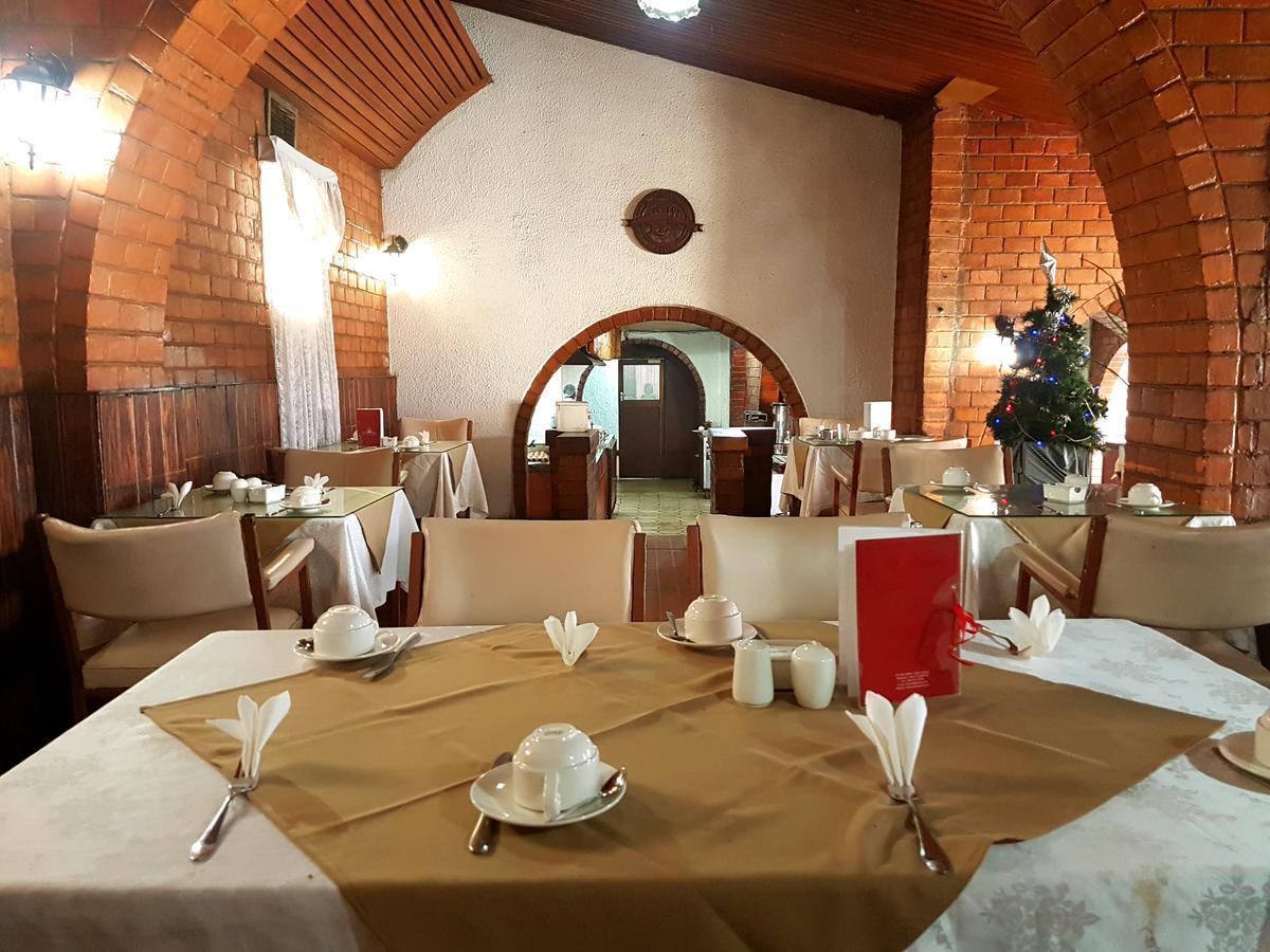 The Lusaka Hotel Buitenkant foto
